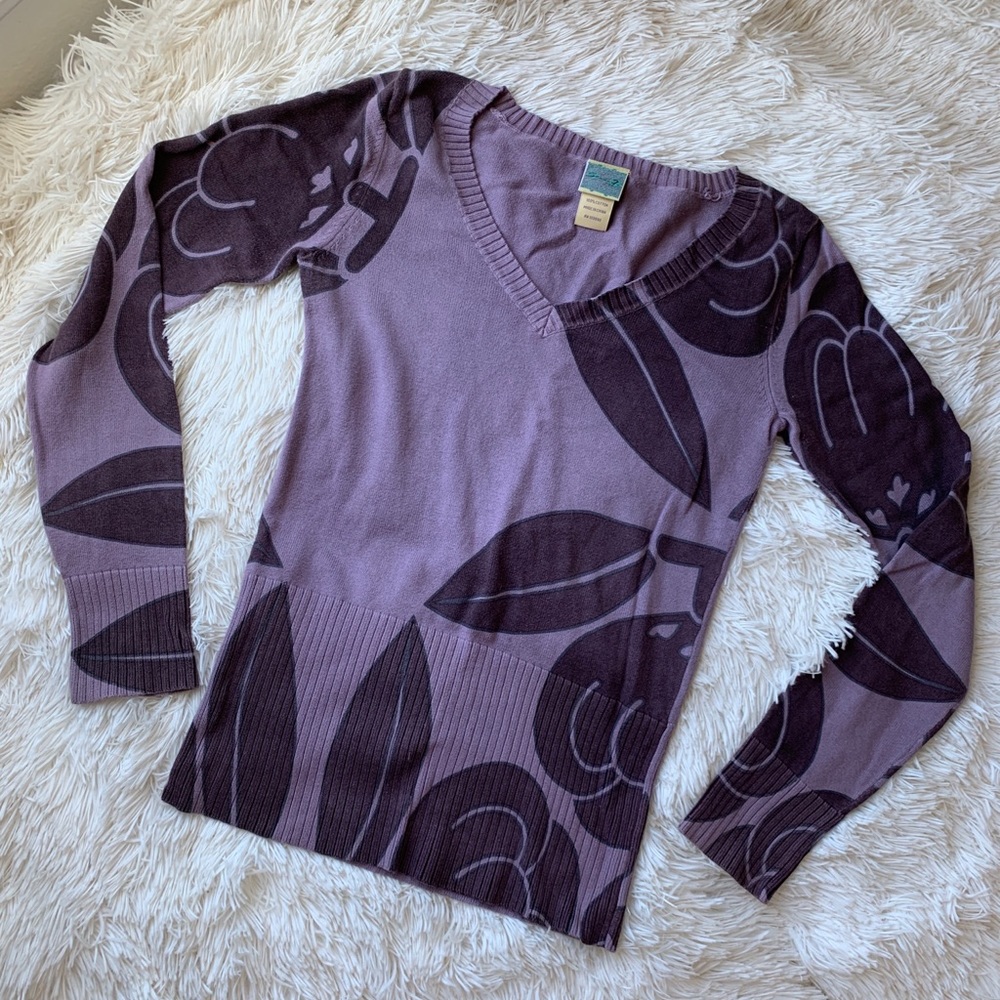 Seven7 Purple sweater blouse floral top